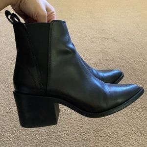 Steve Madden Audience Black Booties